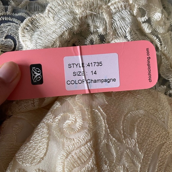 NWT Gilded Grace Wedding Dress by ModCloth - Picture 7 of 8